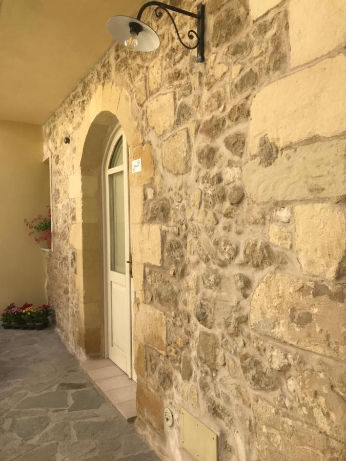 Domo Antiga Guest Rooms Sorso Buitenkant foto