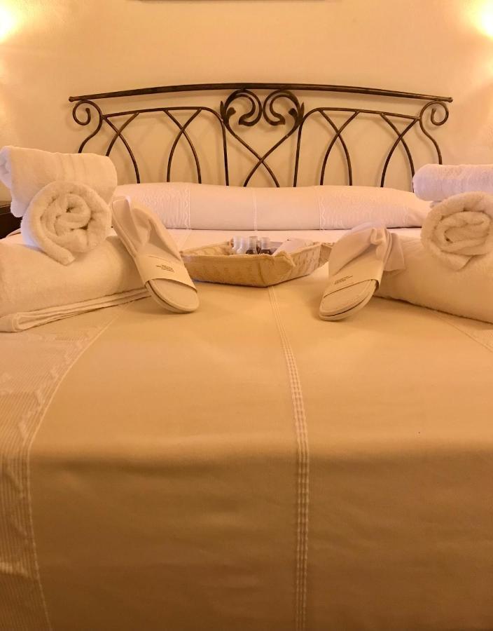 Domo Antiga Guest Rooms Sorso Buitenkant foto