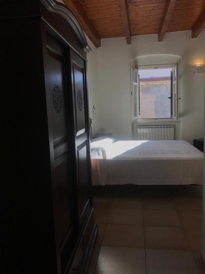 Domo Antiga Guest Rooms Sorso Buitenkant foto