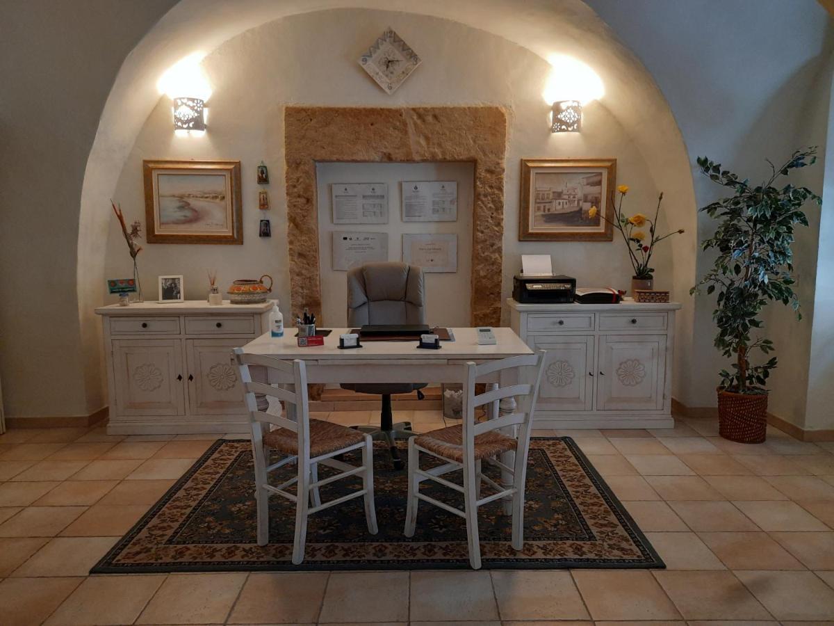 Domo Antiga Guest Rooms Sorso Buitenkant foto